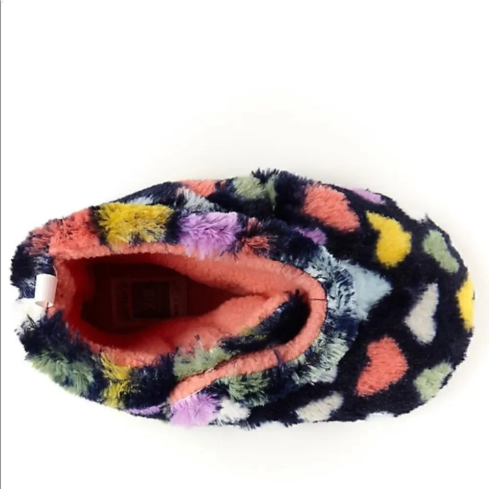 Carter’s Girls Jette Faux Fur Slippers with Heart Pattern